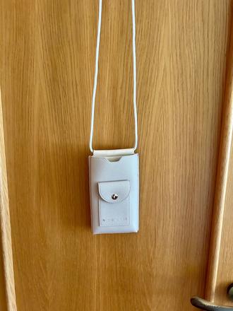 Kožená taštička na mobil zn.bugatti, 