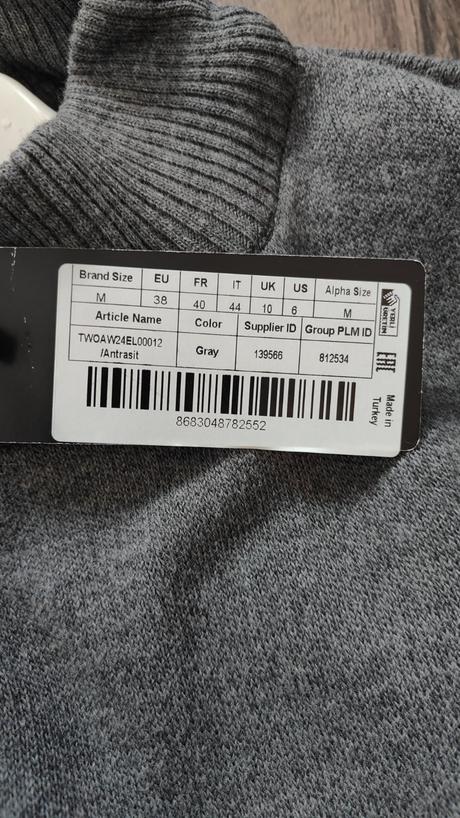 Dámske úpletové šaty, m