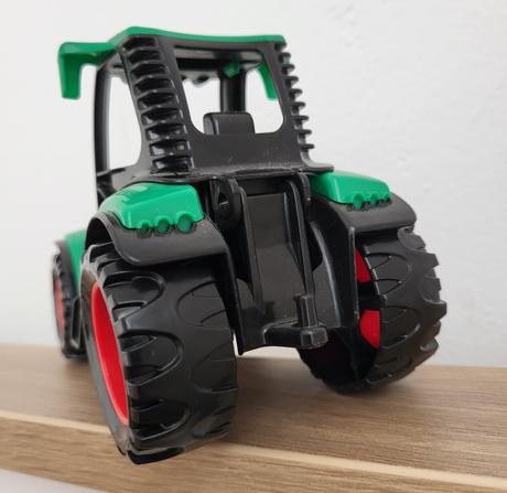 Traktor, sklápač, báger, 