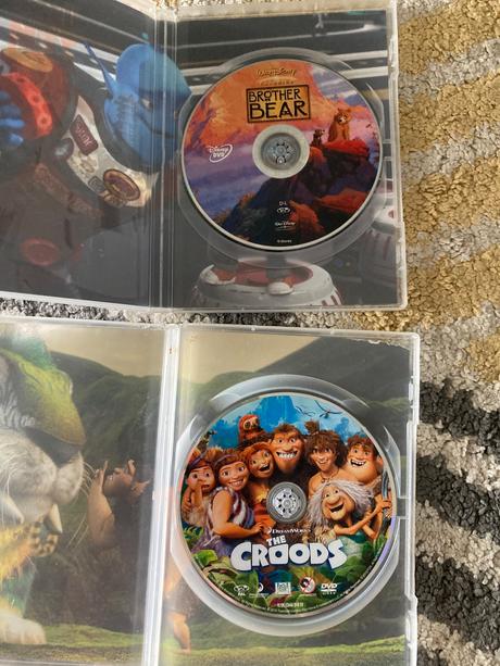 Dvd útek z planéty zem a krúdovci, 