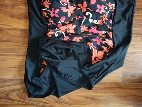 Celé plavky č. 50/52, 50