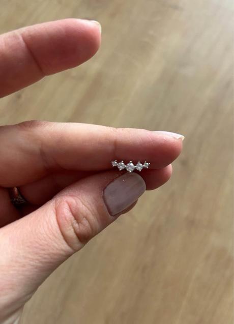 Piercing do ucha helix, 