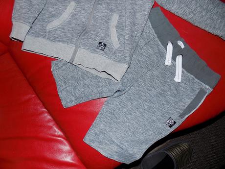 Mikina+kraťasy, f&f,134