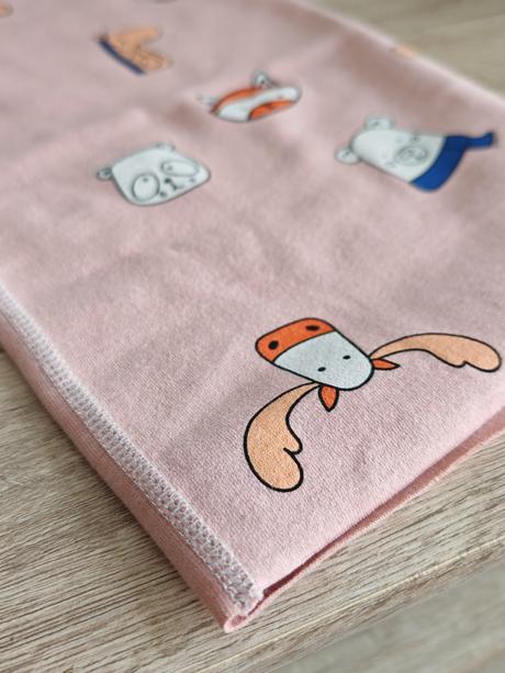 Dievčenský nákrčník zvieratká, 