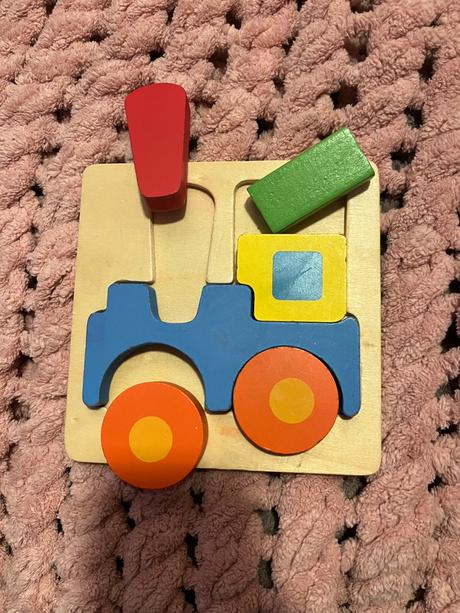 Drevené puzzle vláčik,