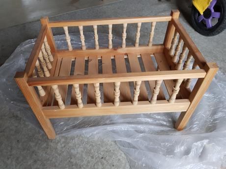 Postielka pre bábiky, 