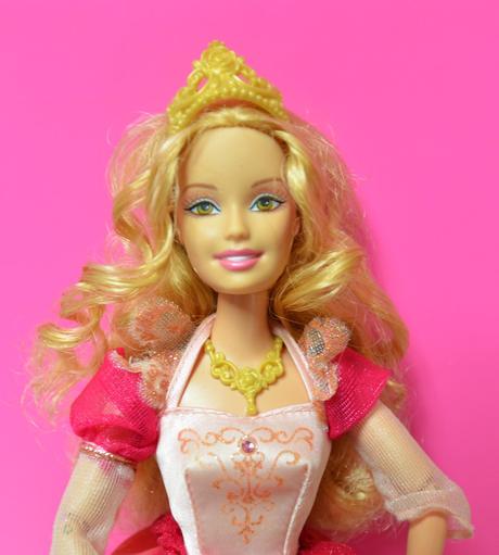 Barbie bábika genevieve, 