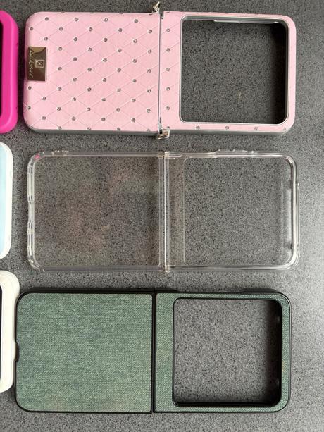 Kryty motorola razr 70, 