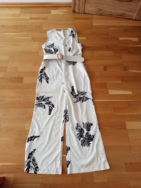 Elegantný letný overal, 38