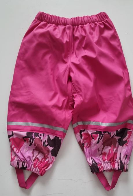 Nohavice do dažďa, lupilu,92