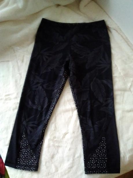 Tristvrtove legíny, xs