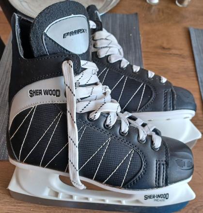 Chlapčenské korčule, 41