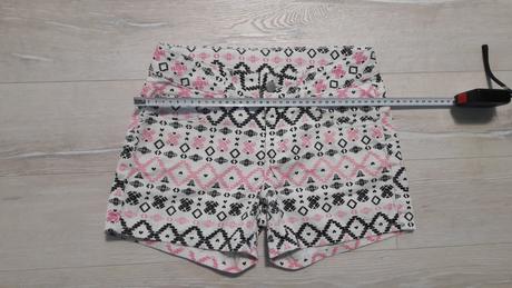 Šortky h&m, h&m,152