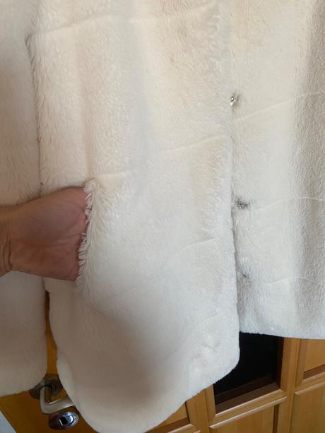 Kožuch stradivarius, stradivarius,s