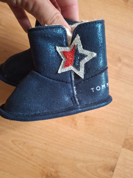 Capačky, tommy hilfiger,<17