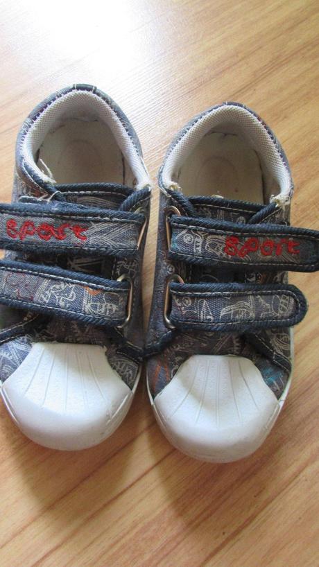 Plátenky alebo prezúvky, 29