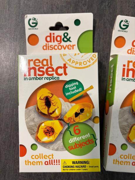 Geoworld - vykop a objav lienka a cvrčok, 