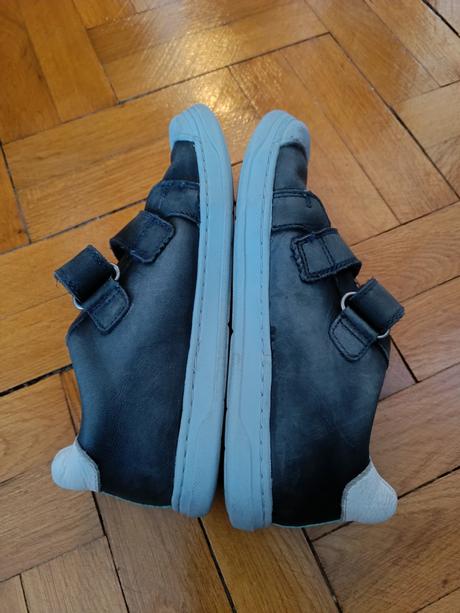 Prechodné topánky, 33