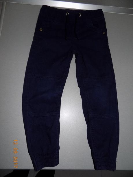 Tmavomodre nohavice, pepco,98
