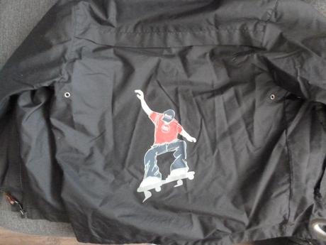 Prechodná vetrovka pre skaterov, 140