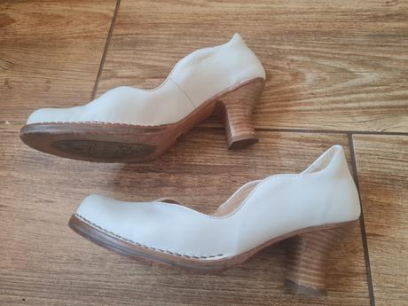 Kožené lodičky na širšiu nohu, 36