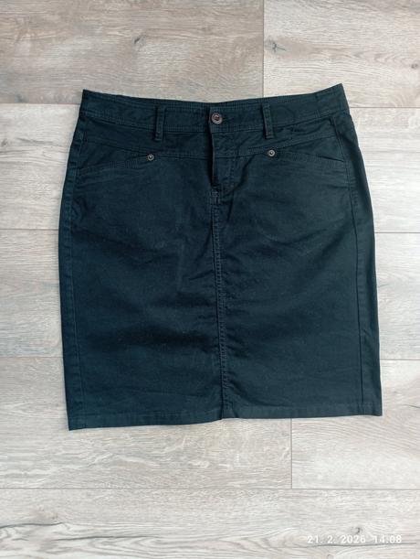 Skvelá sukňa s/m (už s poštovným), s