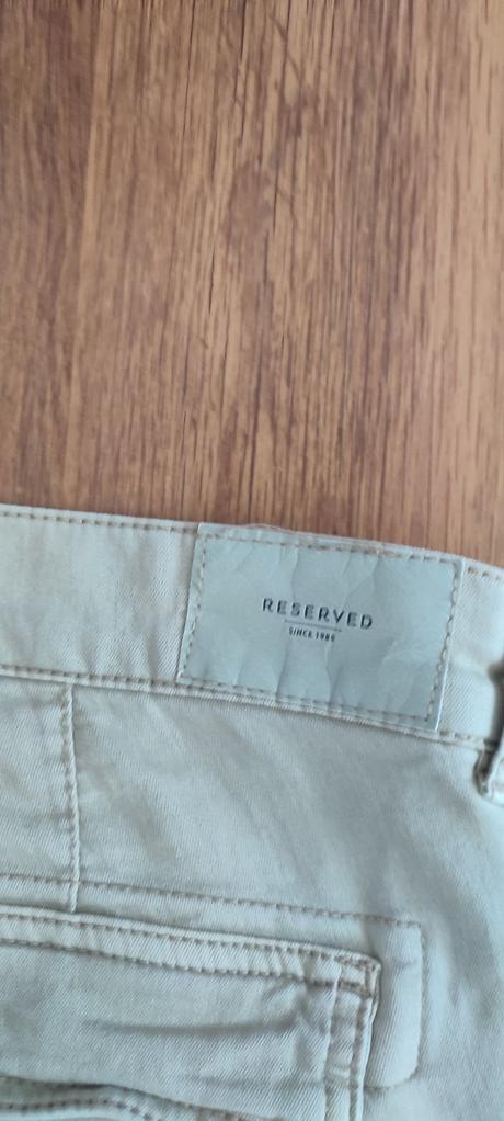 Kapsáčove nohavice, reserved,l