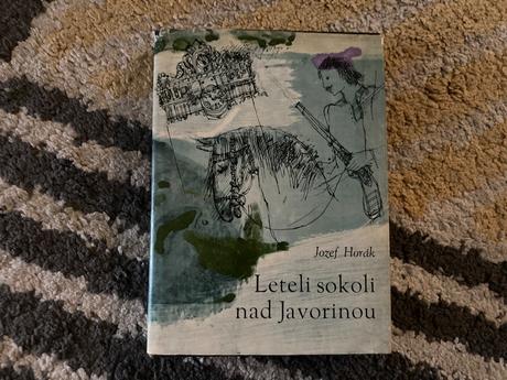 Leteli sokoli nad javorinou (1977),