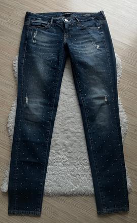 Tmavomodre vybijane rifle guess, guess,28