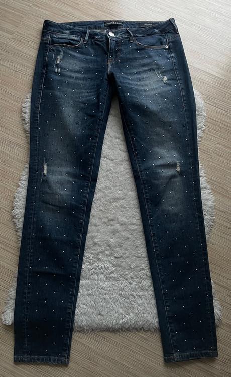 Tmavomodre vybijane rifle guess, guess,28