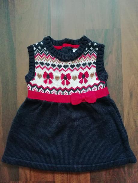 Rozkošné pletené šaty, 68