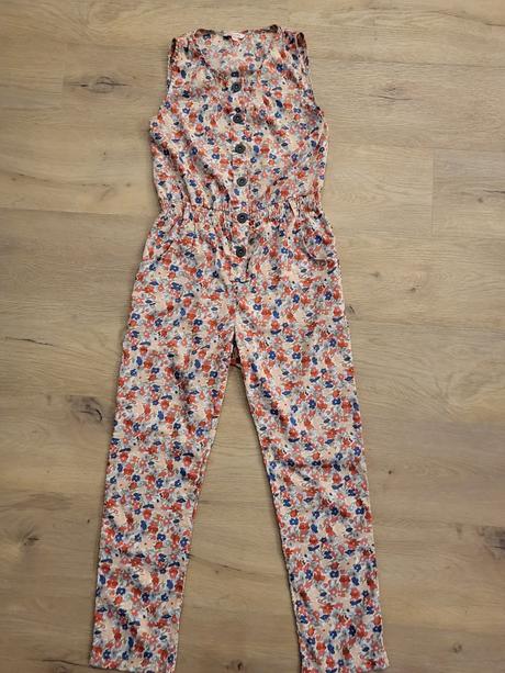 Nohavicový overal, 152