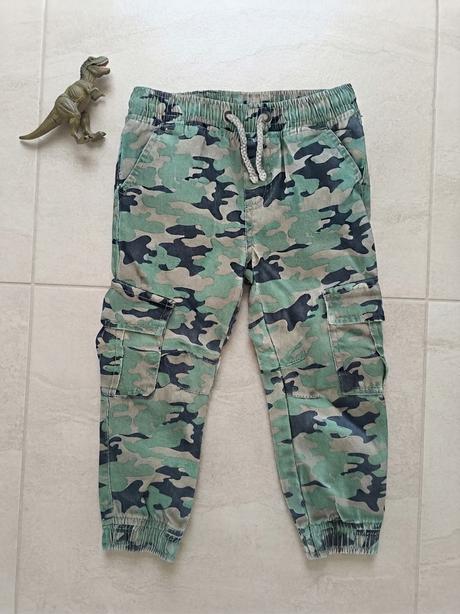 Chlapčenské maskačové cargo nohavice, 98