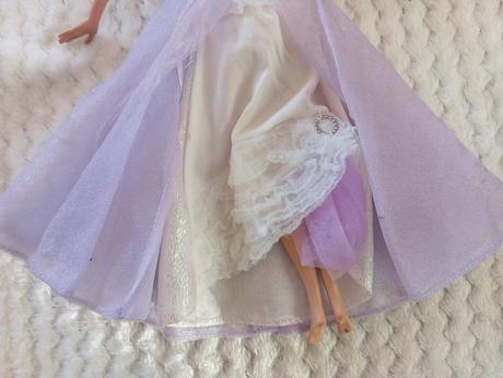 Annika barbie magic of pegasus,