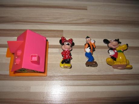 Domček +disney figúrky aj na tortu, 