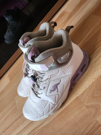 Topanky nepremok. kangaros, kangaroos,38