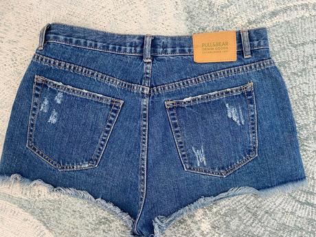 Dámske krátke nohavice, pull&bear,42