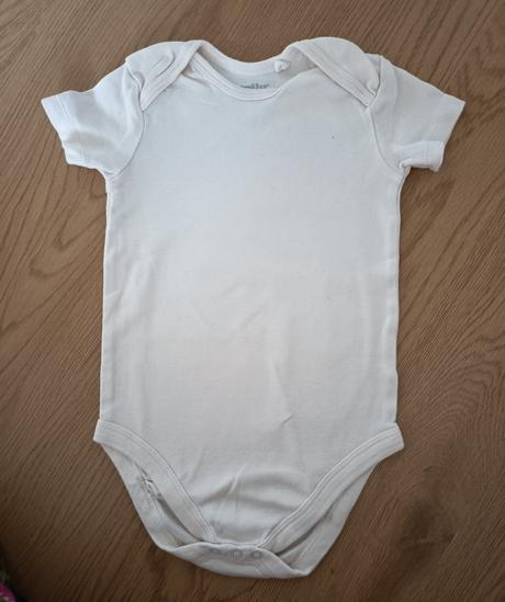 Béžové body, lupilu,74