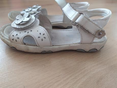 Kožené sandálky, bubble gummers,28