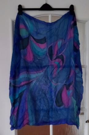 Ručne maľovaná hodvábna šatka,