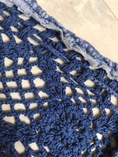 Háčkovaný bavlnený pás, 