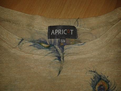 Svetrik s pavimi perami, m