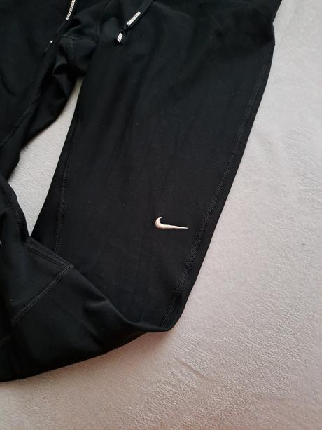 Leginy sportove 12e, nike,s