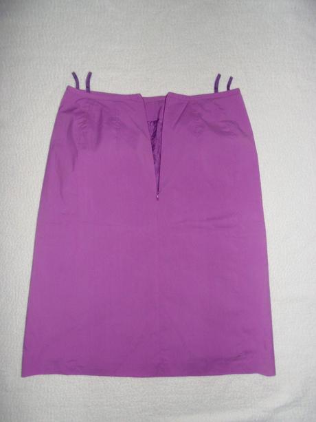 Nádherná sukňa, 38