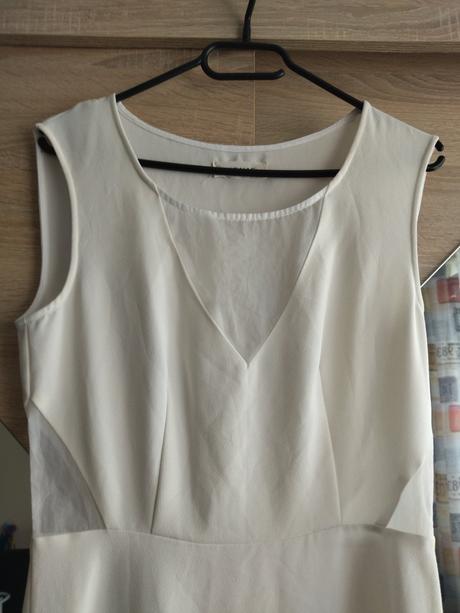 Sviatočné krátke biele šaty, 36