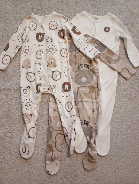 Macíkové pyžamká, 86