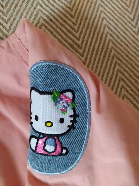 Prechodná bunda s hellou kitty, basics,104