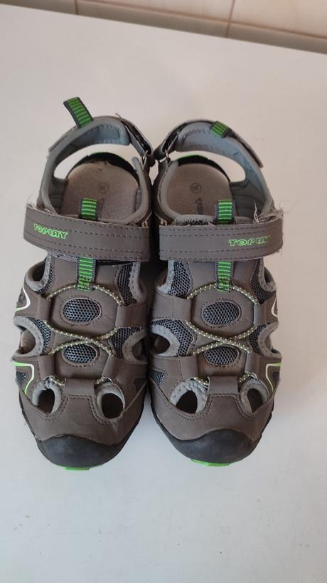 Chlapčenské sandale, 36