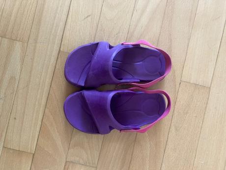 Dievcenske sandalky, nabaiji,25