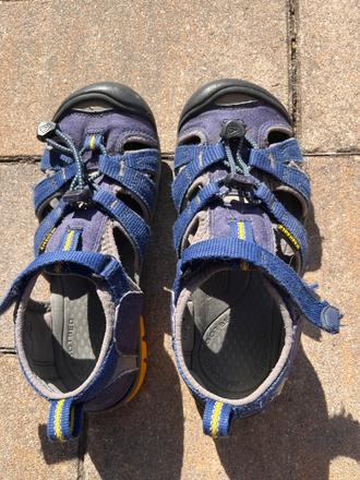 Sandalky keen cnx 34, keen,34